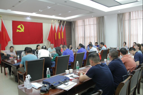 襄阳市委巡察办、时瑞达重工党支部联合开展5月份主题党日活动